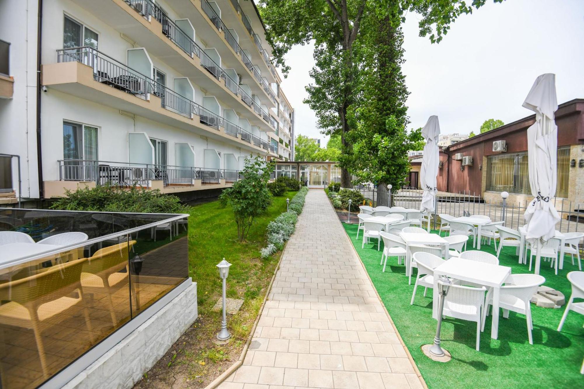 Complex Modern All Inclusive ママイア エクステリア 写真